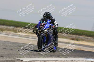 media/Aug-03-2025-TrackDaz (Sun) [[bf4a71acf9]]/B Group/1220pm (Wheelie Bump)/